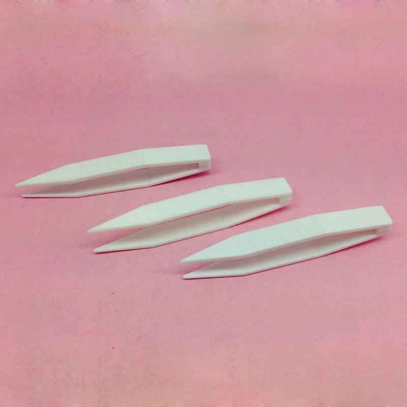 100pcs/lot Plastic Clip Tweezers Lengthen Small Clip Mask Clip Mask Clip Contact Lenses Tools 
100pcs/lot Plastic Clip Tweezers Lengthen Small Clip Mask Clip Mask Clip Contact Lenses Tools