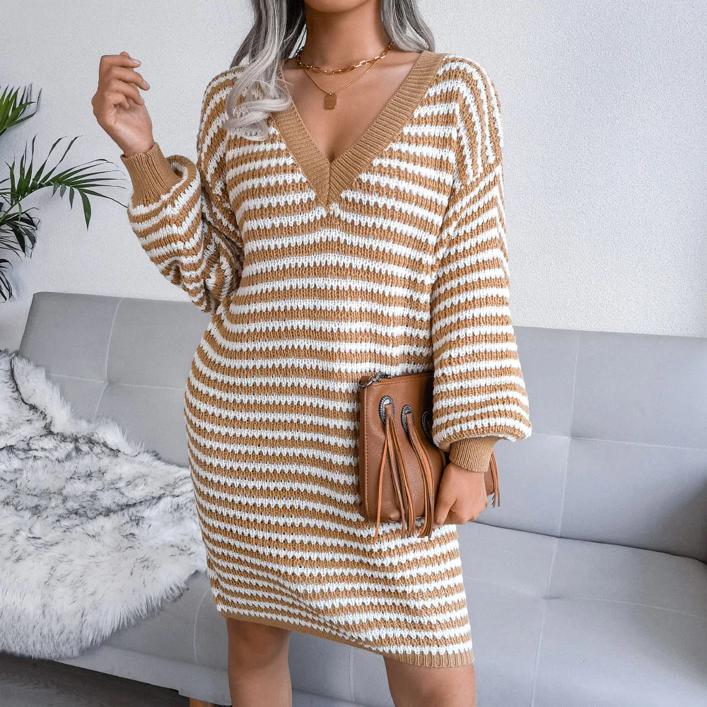 2021 Women's Autumn New Dress Casual Fashion Simple Commuter Style Long-sleeved V-neck Straight Warm Knitted Stitching Dresses
2021 Women's Autumn New Dress Casual Fashion Simple Commuter Style Long-sleeved V-neck Straight Warm Knitted Stitching Dresses