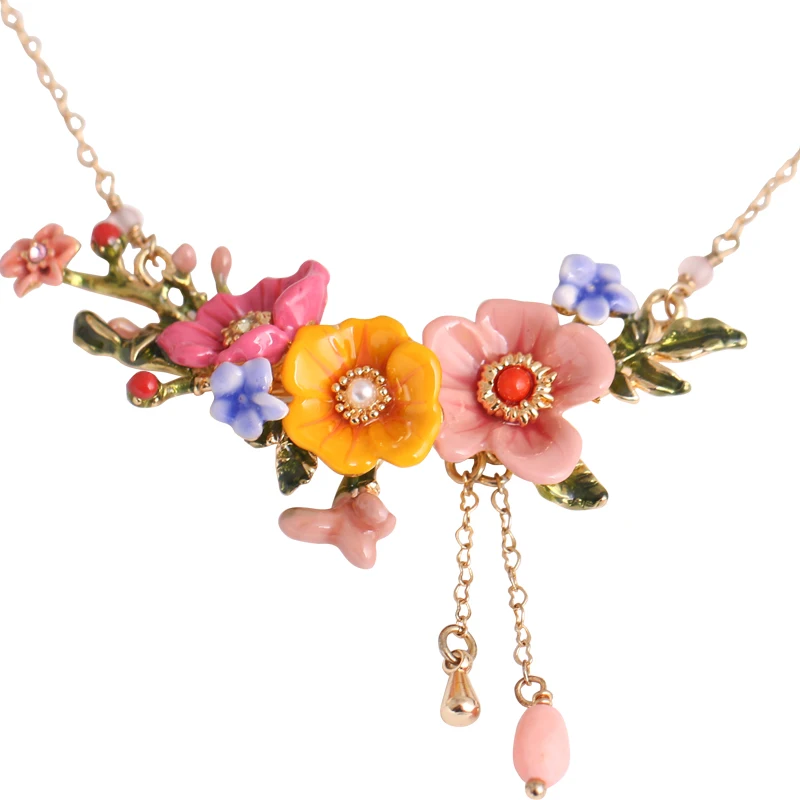 enamel three-dimensional flowers sweet flowers falling more exaggerated ACTS the role of female clavicle short chain
enamel three-dimensional flowers sweet flowers falling more exaggerated ACTS the role of female clavicle short chain