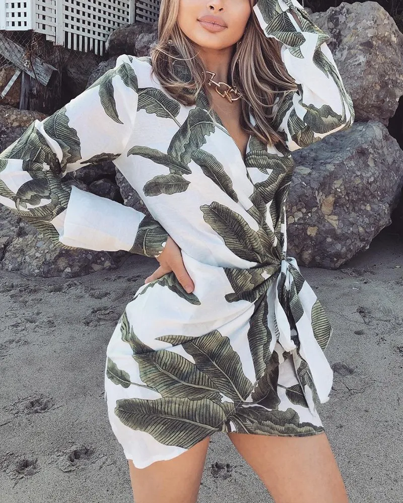 Sexy Women's Kink Dress 2021 Fall New Fashion Long Sleeve V-neck Print Tie Mini Dress Casual Female Dress
Sexy Women's Kink Dress 2021 Fall New Fashion Long Sleeve V-neck Print Tie Mini Dress Casual Female Dress