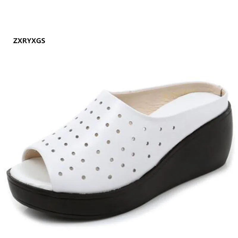 2020 New Top Cowhide Fish Mouth Hollow Summer Leather Slippers Women Sandals Platform Slope Heel Sandals Outdoor Wear Slippers
2020 New Top Cowhide Fish Mouth Hollow Summer Leather Slippers Women Sandals Platform Slope Heel Sandals Outdoor Wear Slippers