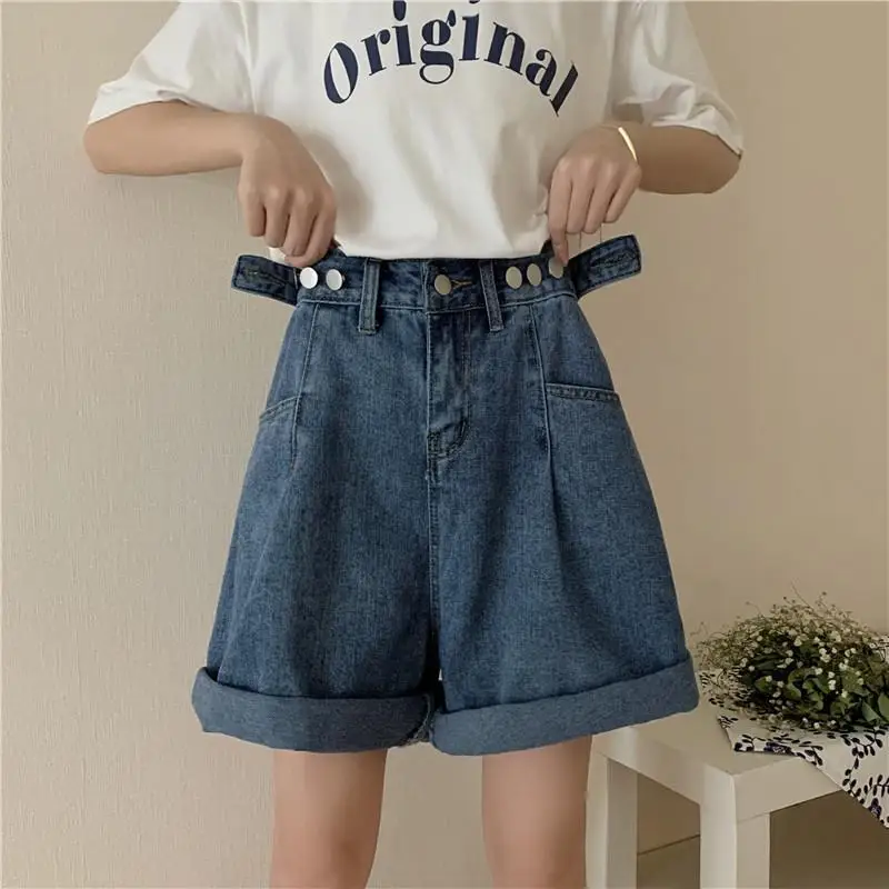 Wide Leg Denim Shorts women's loose Korean 2021 summer new student high waist straight tube slim versatile Capris
Wide Leg Denim Shorts women's loose Korean 2021 summer new student high waist straight tube slim versatile Capris
