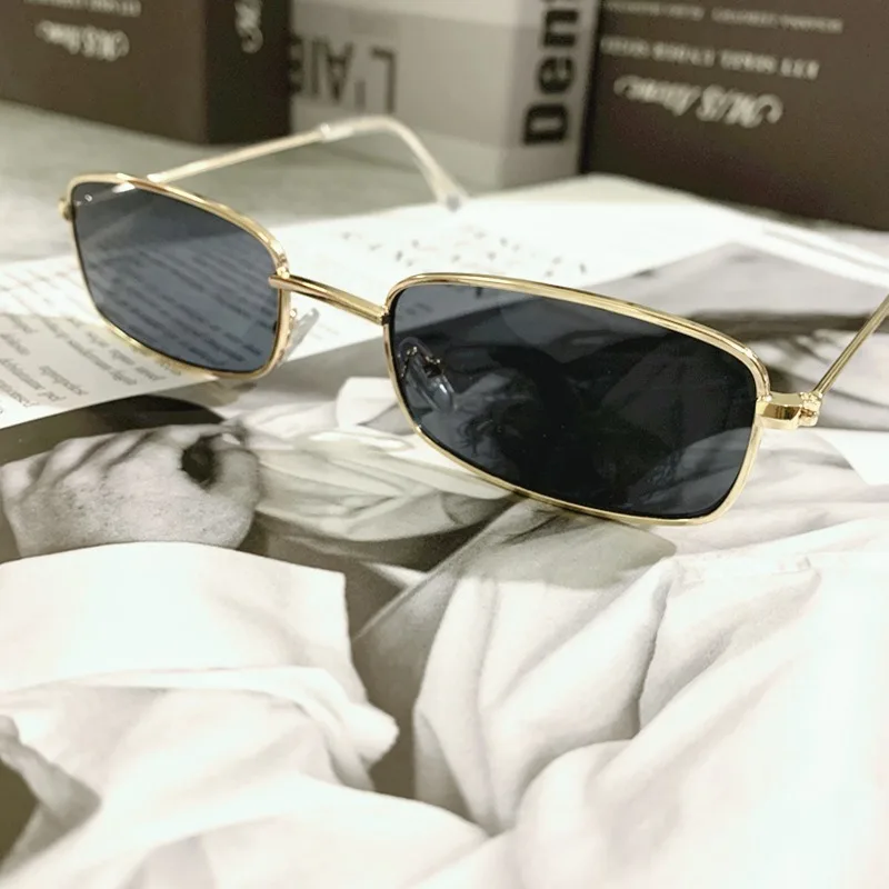Small Vintage Retro Shades Rectangle Sunglasses Fashion UV400 Metal Square Frame Clear Lens Sun Glasses Eyewear Men Women Goggle
Small Vintage Retro Shades Rectangle Sunglasses Fashion UV400 Metal Square Frame Clear Lens Sun Glasses Eyewear Men Women Goggle