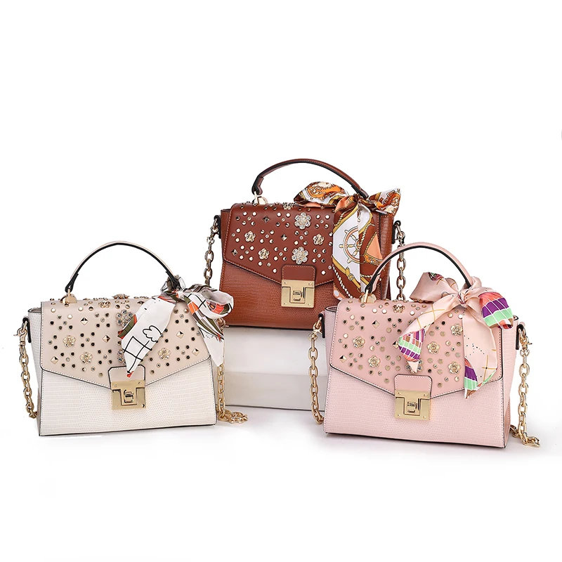 Multi Color Wild Retro PU Crossbody Bag Girls Gorgeous Silk Scarf Chain Shoulder Bag Elegant New Flower Female Handbags
Multi Color Wild Retro PU Crossbody Bag Girls Gorgeous Silk Scarf Chain Shoulder Bag Elegant New Flower Female Handbags