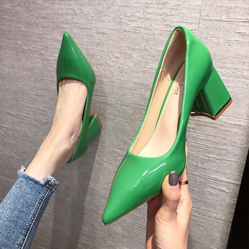 Fashion Women Fine With Single Pumps 2021 Simple Style Square Heel Shoes Tidal Current New Pointed Toe High Heels
Fashion Women Fine With Single Pumps 2021 Simple Style Square Heel Shoes Tidal Current New Pointed Toe High Heels