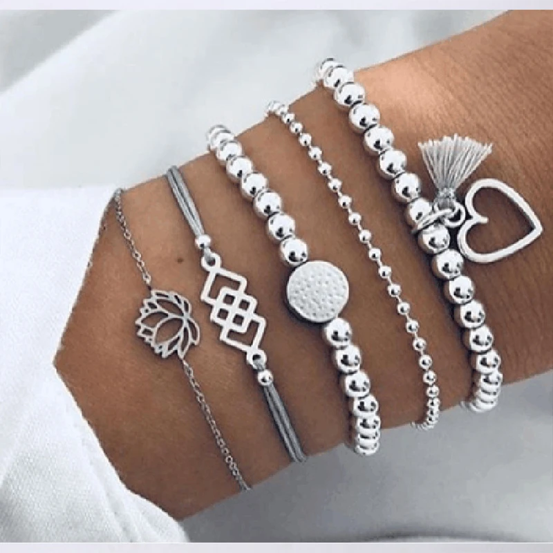 2021 New Simple Retro Five-piece Geometric Flower Heart-shaped Multi-Layer Tassel Bracelet Silver Jewelry Gift 
2021 New Simple Retro Five-piece Geometric Flower Heart-shaped Multi-Layer Tassel Bracelet Silver Jewelry Gift