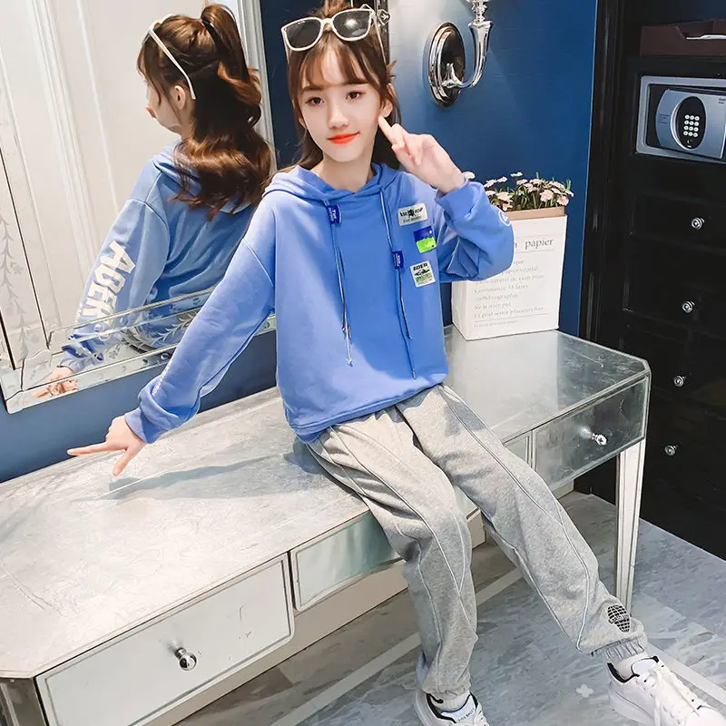 Hooded Sweater Set for Girls 2021 New Autumn Leisure Children's Clothes Sports Children's Two-piece Tide.
Hooded Sweater Set for Girls 2021 New Autumn Leisure Children's Clothes Sports Children's Two-piece Tide.