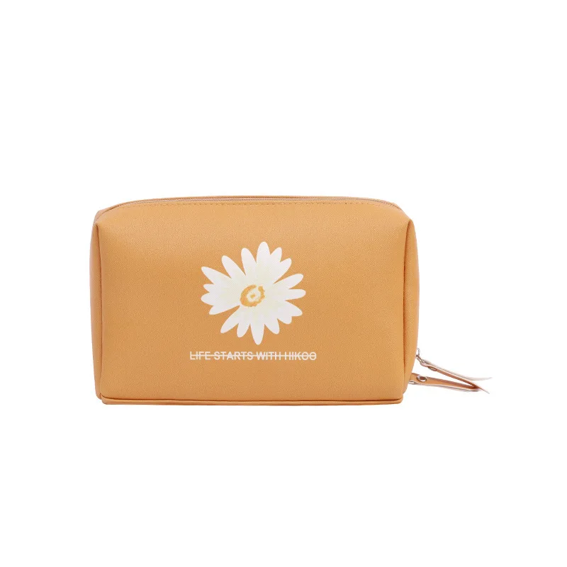 Fresh Daisy Korean Style 2021 New Pu Waterproof Large Capacity Portable Cosmetic Bag For Women Versatile Texture Makeup Wash Bag
Fresh Daisy Korean Style 2021 New Pu Waterproof Large Capacity Portable Cosmetic Bag For Women Versatile Texture Makeup Wash Bag