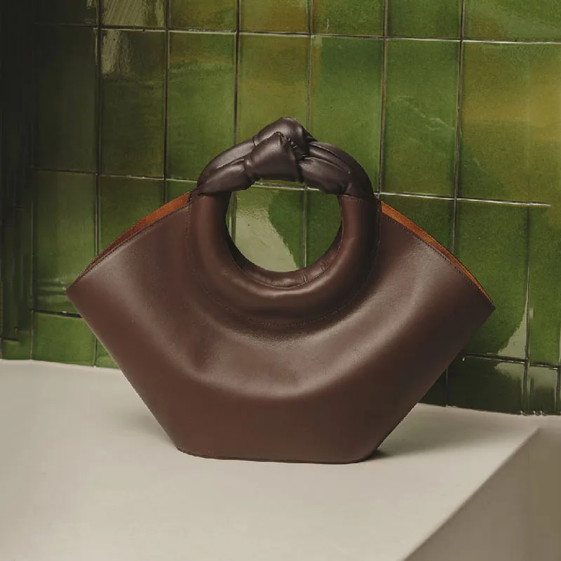 2022 Solid Color Shoulder Bag Women Hand Bag Ladies PU Leather Women's Office Big Tote Lady High Capacity Handbags And Purses
2022 Solid Color Shoulder Bag Women Hand Bag Ladies PU Leather Women's Office Big Tote Lady High Capacity Handbags And Purses
