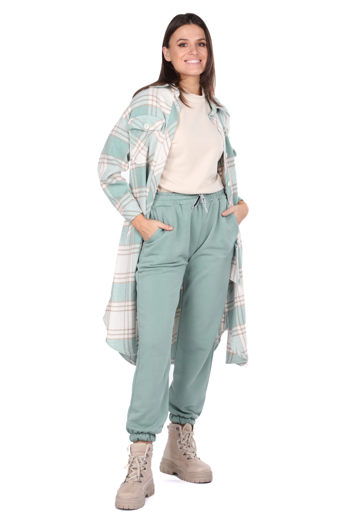 Plaid Oversize Long Women Shirt Jacket
Plaid Oversize Long Women Shirt Jacket