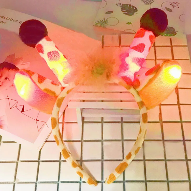LED Glowing Light Animal Giraffe Ears Headband Hairwear Costume Easter Wedding Valentines Day Birthday Party Decoration Gift
LED Glowing Light Animal Giraffe Ears Headband Hairwear Costume Easter Wedding Valentines Day Birthday Party Decoration Gift