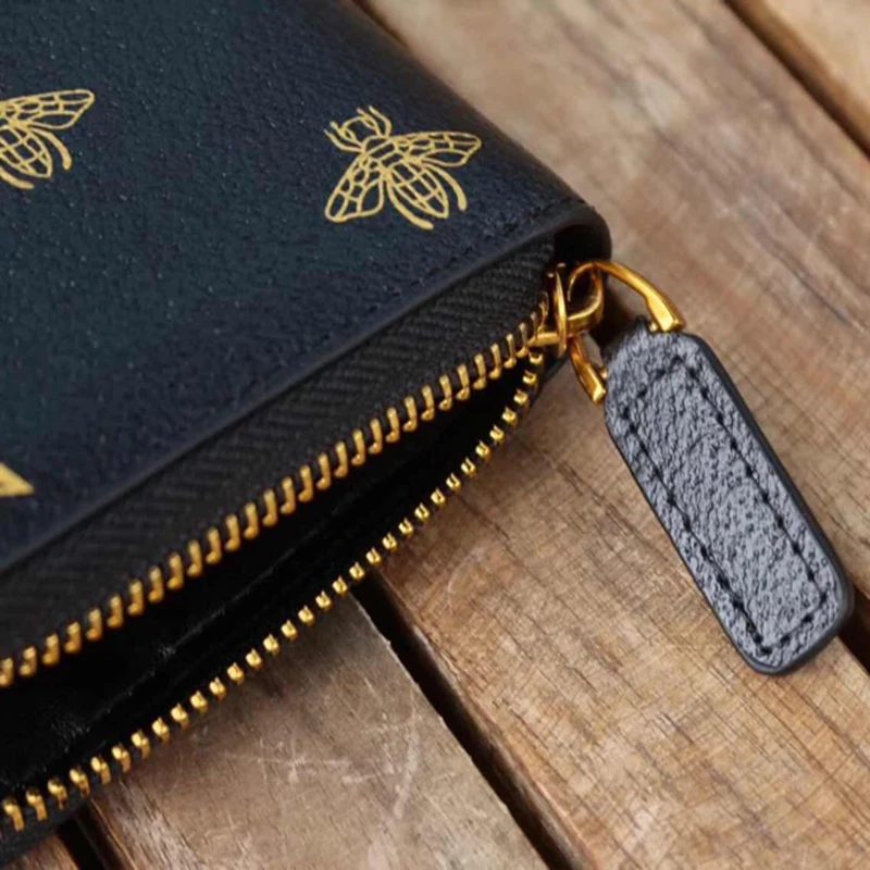 2021 New Leather Men's Wallet Long Leather Bag Luxury Brand Clutch Simple Fashionable Lady Wallet Large Capacity 495062
2021 New Leather Men's Wallet Long Leather Bag Luxury Brand Clutch Simple Fashionable Lady Wallet Large Capacity 495062