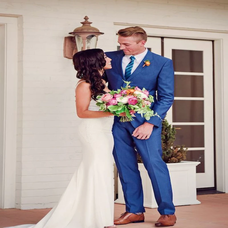 2021 Hot Selling Tailored Flat Collar Two Buttons Men's Suits 2 Pieces Bridegroom Wedding Tuxedos Slim Fit Casual Wear Blazer
2021 Hot Selling Tailored Flat Collar Two Buttons Men's Suits 2 Pieces Bridegroom Wedding Tuxedos Slim Fit Casual Wear Blazer