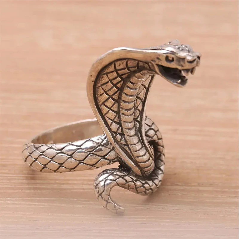 Exaggerated Punk Vintage Silver Color Cobra Snake Wrap Ring for Women Men Retro Punk Snake Animal Finger Ring Party Jewelry
Exaggerated Punk Vintage Silver Color Cobra Snake Wrap Ring for Women Men Retro Punk Snake Animal Finger Ring Party Jewelry