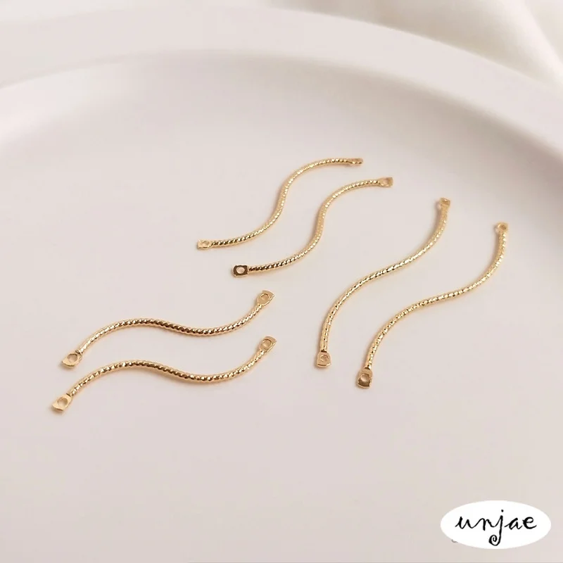 Custom 14K package real gold thread wavy twisted rod double hanging S-shaped hanging rod DIY earrings stud accessories
Custom 14K package real gold thread wavy twisted rod double hanging S-shaped hanging rod DIY earrings stud accessories