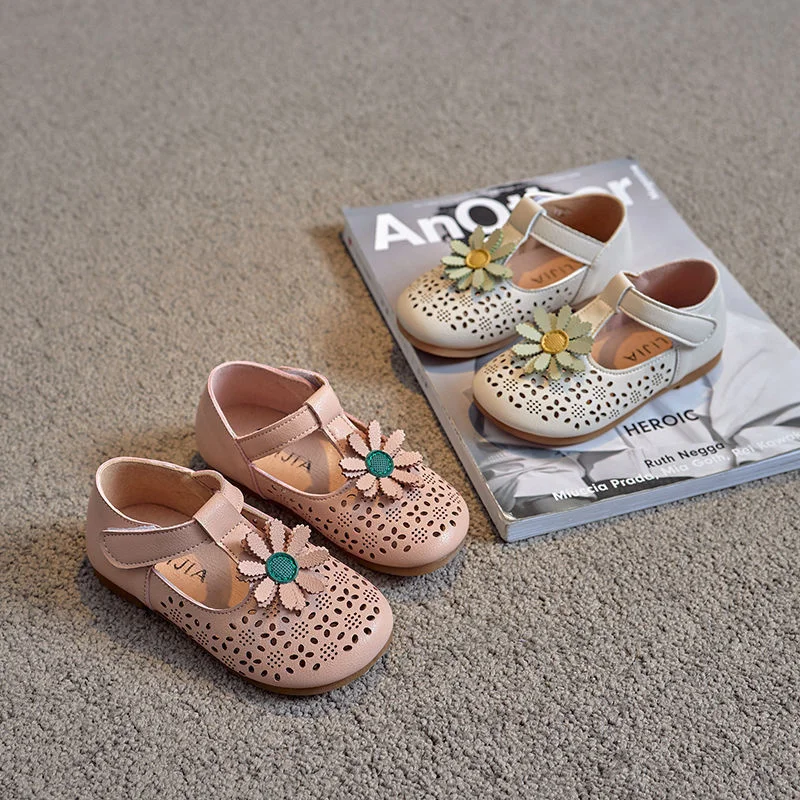2021 Spring New Girl's Baby Shoes Korean Hollow Out Small Leather Casual Versatile Princess Non Slip Bean Girls Flats
2021 Spring New Girl's Baby Shoes Korean Hollow Out Small Leather Casual Versatile Princess Non Slip Bean Girls Flats