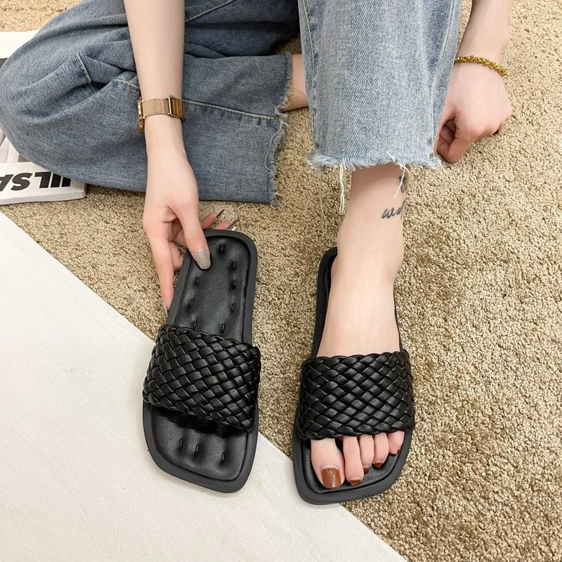 Women's Flip Flops 2021 Summer The New Fashion Solid Color Round Head Comfortable Open Toe Sandals Casual Shoes Flat Shoes
Women's Flip Flops 2021 Summer The New Fashion Solid Color Round Head Comfortable Open Toe Sandals Casual Shoes Flat Shoes