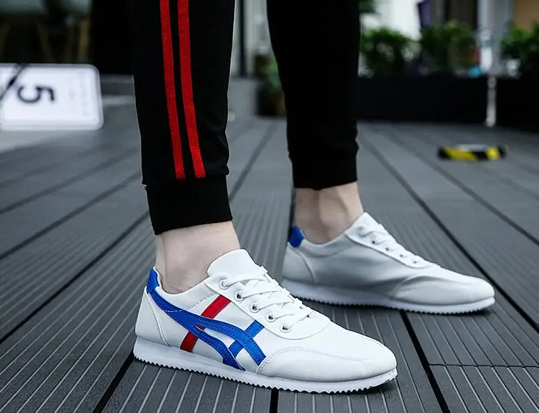 Nice Spring Summer New Men Mesh Breathable Street Casual Striped Walking Sport Shoes Men Shoes
Nice Spring Summer New Men Mesh Breathable Street Casual Striped Walking Sport Shoes Men Shoes