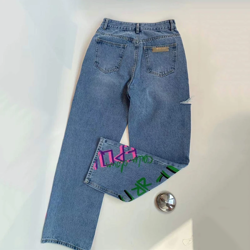CHICEVER Letter Print Jeans For Women High Waist Hole Deisgner Plus Size Streetwear Straight Full Length Trouser Female 2021 New
CHICEVER Letter Print Jeans For Women High Waist Hole Deisgner Plus Size Streetwear Straight Full Length Trouser Female 2021 New