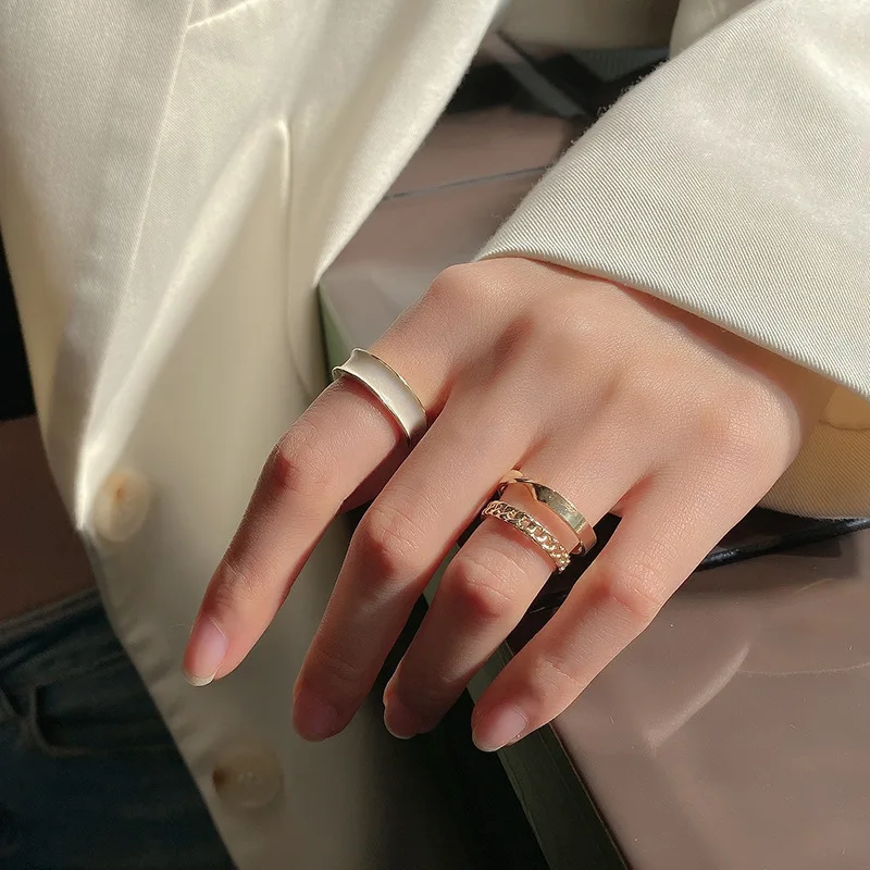 3Pcs/Set 2020 New Beach Vacation Knuckle Ring Adjustable Open Chain Twisted Rings Set for Women Girls Finger Ring Jewellery
3Pcs/Set 2020 New Beach Vacation Knuckle Ring Adjustable Open Chain Twisted Rings Set for Women Girls Finger Ring Jewellery