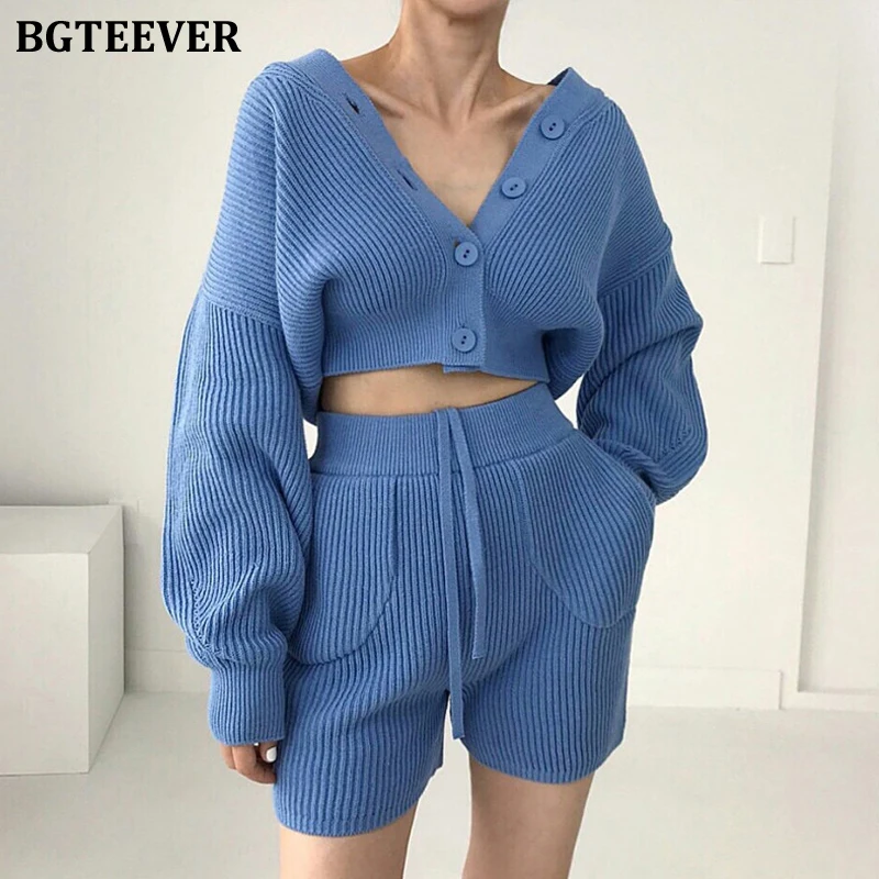 BGTEEVER Autumn Winter Ladies 2 Pieces Knitted Set Long Sleeve Cardigans & Drawstring Shorts Elegant Women Sweater Set 2021
BGTEEVER Autumn Winter Ladies 2 Pieces Knitted Set Long Sleeve Cardigans & Drawstring Shorts Elegant Women Sweater Set 2021