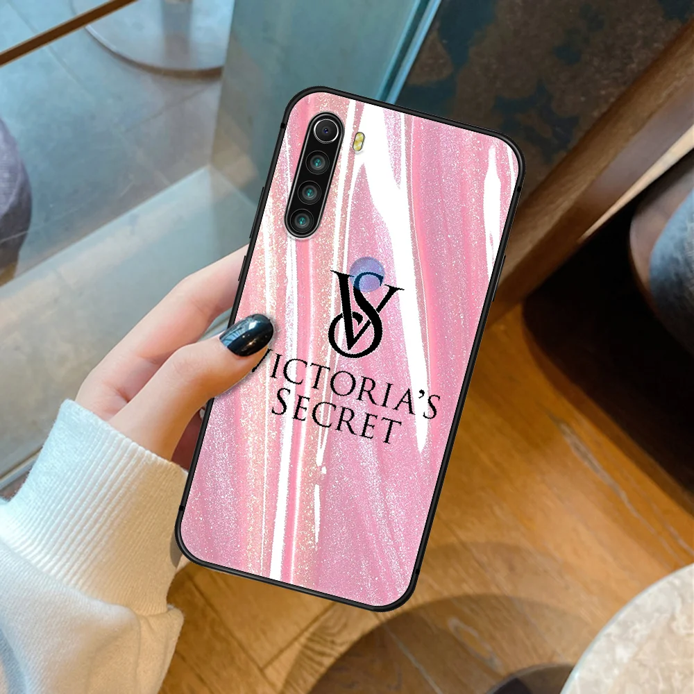 Pink V-Victoria Luxury Brand Phone Case Cover Hull For XIAOMI Redmi 8 9 9C Note 6 7 8 9 9S K20 K30 K40 Pro Plus black Coque
Pink V-Victoria Luxury Brand Phone Case Cover Hull For XIAOMI Redmi 8 9 9C Note 6 7 8 9 9S K20 K30 K40 Pro Plus black Coque