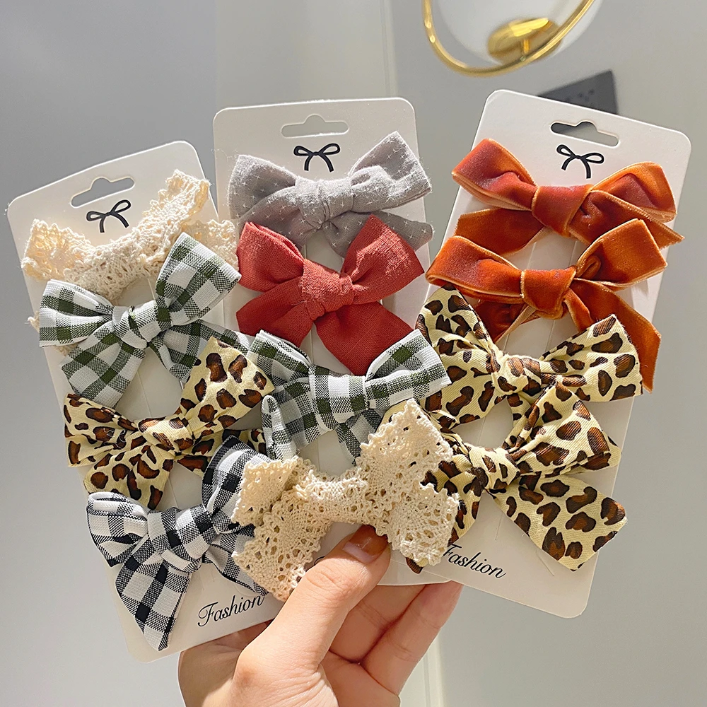 4Pcs/Lot Korea Cute Hair Bows With Clip For Women Girls Fabric Bowknot Hair Clips Boutique Barrette Headwear Hair Accessories
4Pcs/Lot Korea Cute Hair Bows With Clip For Women Girls Fabric Bowknot Hair Clips Boutique Barrette Headwear Hair Accessories