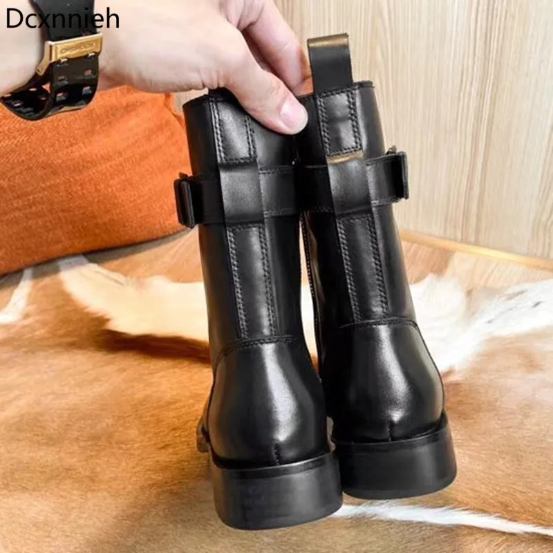 Black Round Toe Chelsea Boots Women Genuine Leather Lace Up Knight Boots Women Shoes Flat Casual Short Boots Woman Mujer 2020
Black Round Toe Chelsea Boots Women Genuine Leather Lace Up Knight Boots Women Shoes Flat Casual Short Boots Woman Mujer 2020