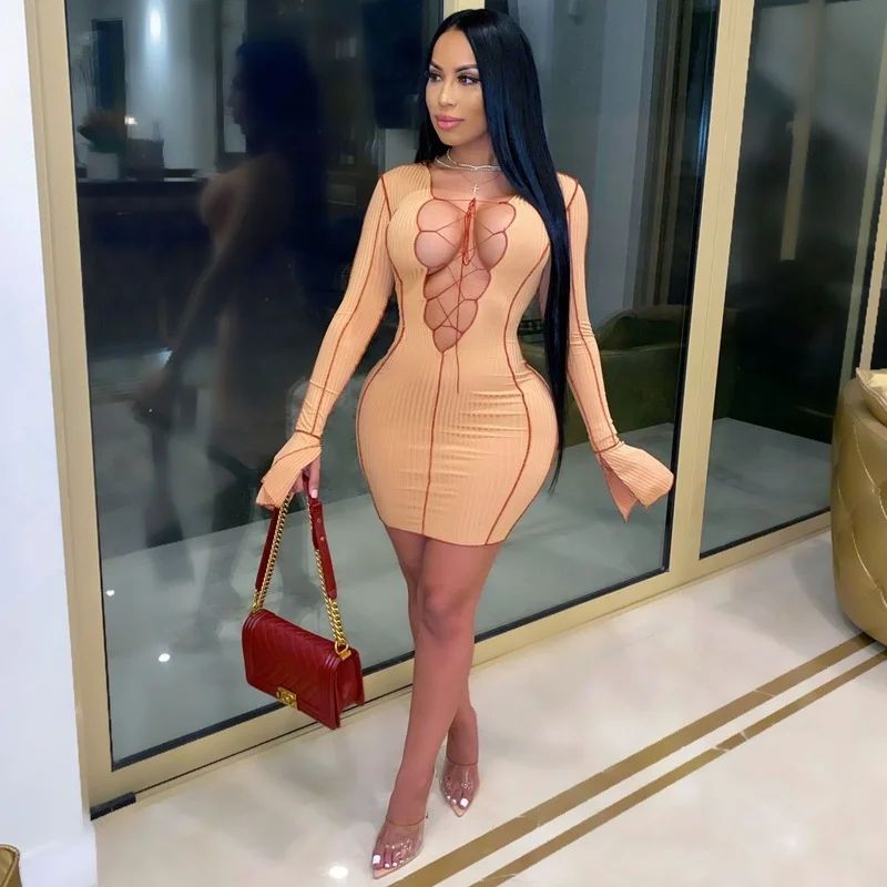 2021 spring and autumn women's sexy revealing V-neck strappy trumpet sleeve dress ladies casual skirt women's trend
2021 spring and autumn women's sexy revealing V-neck strappy trumpet sleeve dress ladies casual skirt women's trend