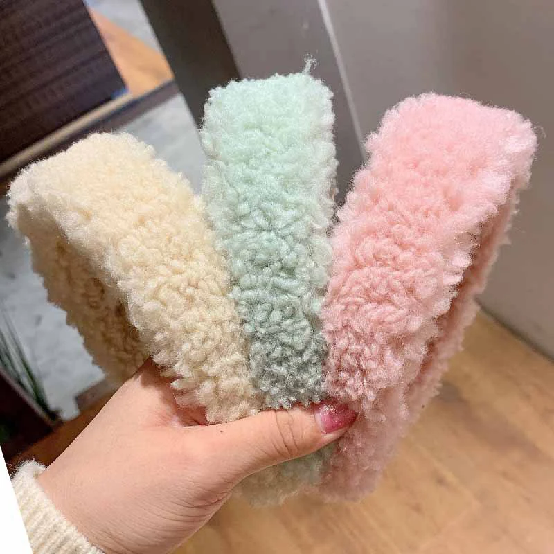 Faux Fur Headband Soft Thick Women Head Hoop Sweet Candy Color Hair Bands Cashmere Wide Hair Hoop Winter Girls Hair Accessories
Faux Fur Headband Soft Thick Women Head Hoop Sweet Candy Color Hair Bands Cashmere Wide Hair Hoop Winter Girls Hair Accessories