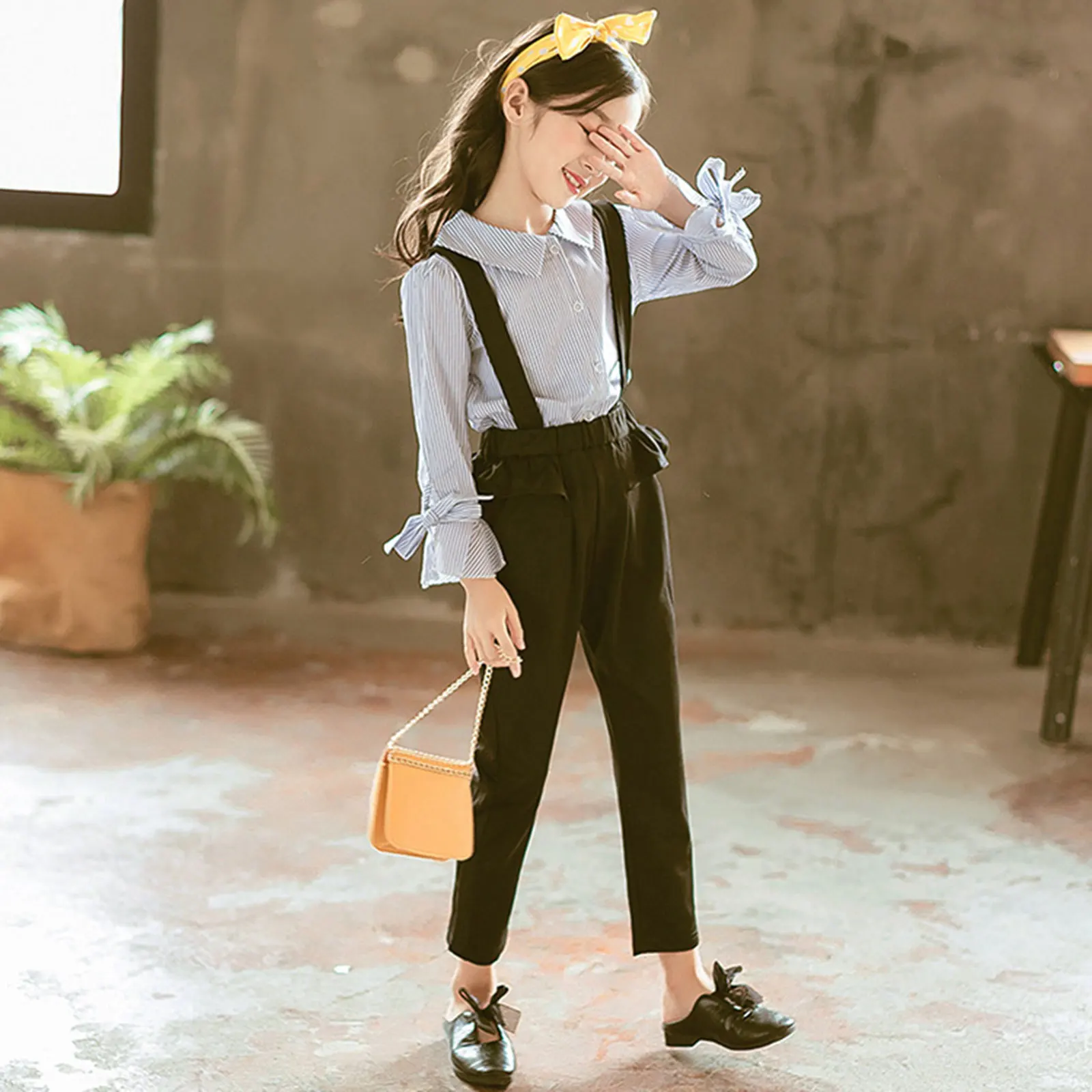 Fashion Kids Clothes Girls Clothing Sets Spring Long Sleeve Stripes Shirt Top+Suspenders Pants Trousers 2-piece Fall Casual Suit 
Fashion Kids Clothes Girls Clothing Sets Spring Long Sleeve Stripes Shirt Top+Suspenders Pants Trousers 2-piece Fall Casual Suit