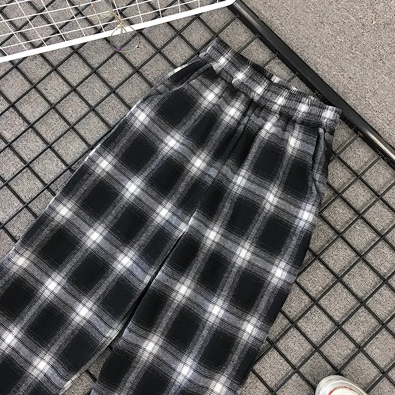 Pants Women Plus Size Plaid Black Simple Casual Loose Womens Korean Fashion Vintage Streetwear High Waist Trousers Sweatpants 
Pants Women Plus Size Plaid Black Simple Casual Loose Womens Korean Fashion Vintage Streetwear High Waist Trousers Sweatpants