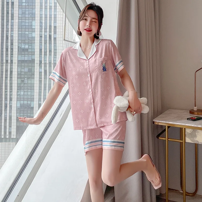 Summer Korean Version Thin Section Women's Pajamas Tracksuit Lovely Cartoons Printing Simplicity Cardigan Two-Piece Suit
Summer Korean Version Thin Section Women's Pajamas Tracksuit Lovely Cartoons Printing Simplicity Cardigan Two-Piece Suit