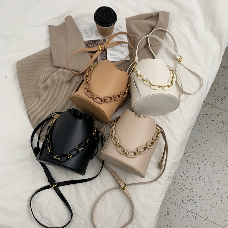 Simple Solid Color Pu Leather Mini Bucket Crossbody Bag Fashion Shoulder Chain Purses and Designer Totes Bags
Simple Solid Color Pu Leather Mini Bucket Crossbody Bag Fashion Shoulder Chain Purses and Designer Totes Bags