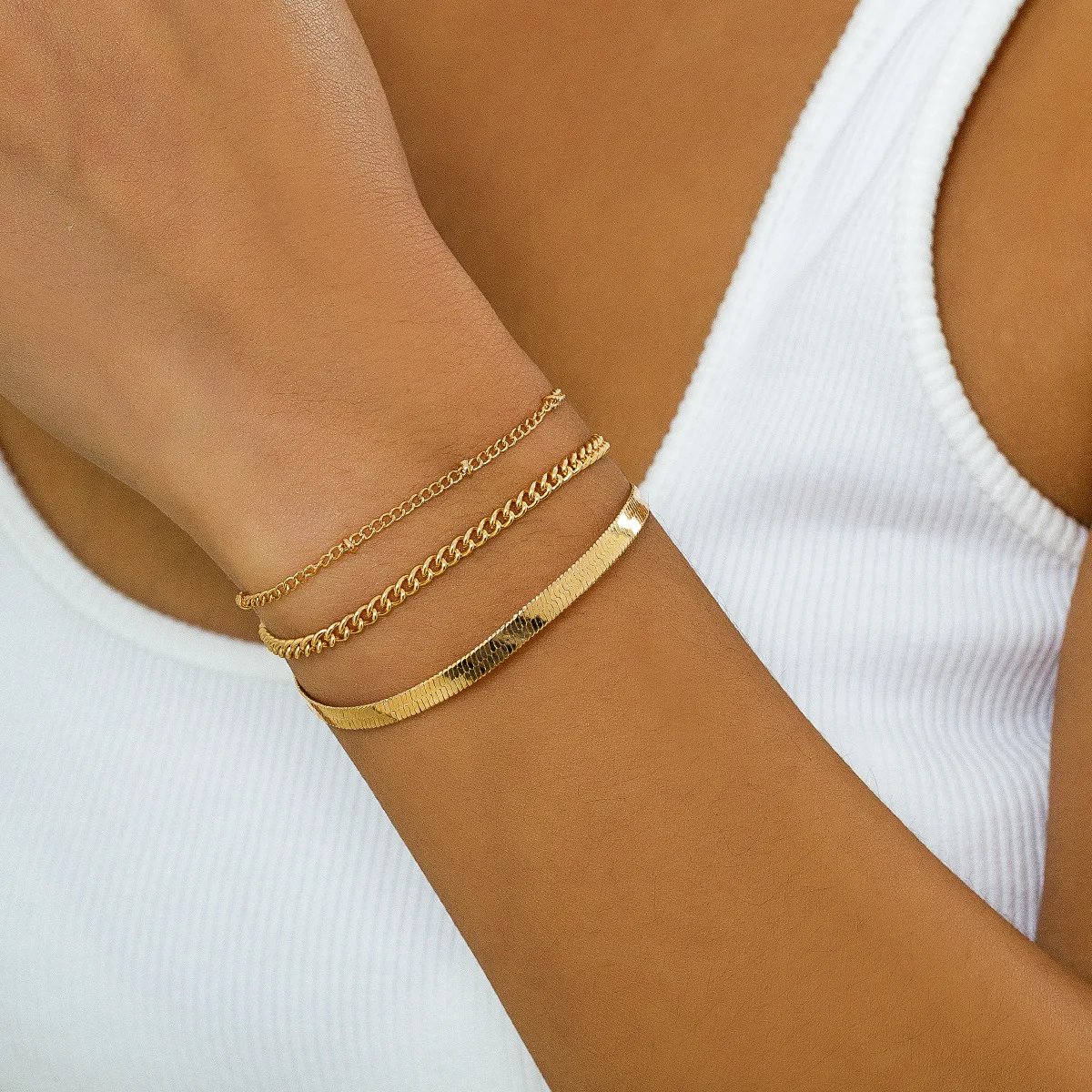 3pcs/Set Metal Snake Bone Chain Bracelet For Women Vintage Alloy Lady Geometric Hand Jewelry Accessories For 2022 Birthday Gifts
3pcs/Set Metal Snake Bone Chain Bracelet For Women Vintage Alloy Lady Geometric Hand Jewelry Accessories For 2022 Birthday Gifts