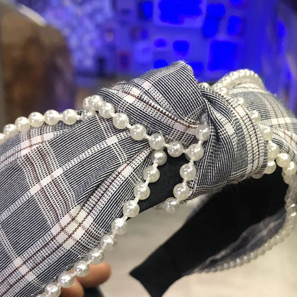 Geebro Lovely Sweet Pearl Hair Hoop Plaid Women Headband Fashion Elegant Women Pearls Turban Hairband Female Hair Accessories
Geebro Lovely Sweet Pearl Hair Hoop Plaid Women Headband Fashion Elegant Women Pearls Turban Hairband Female Hair Accessories
