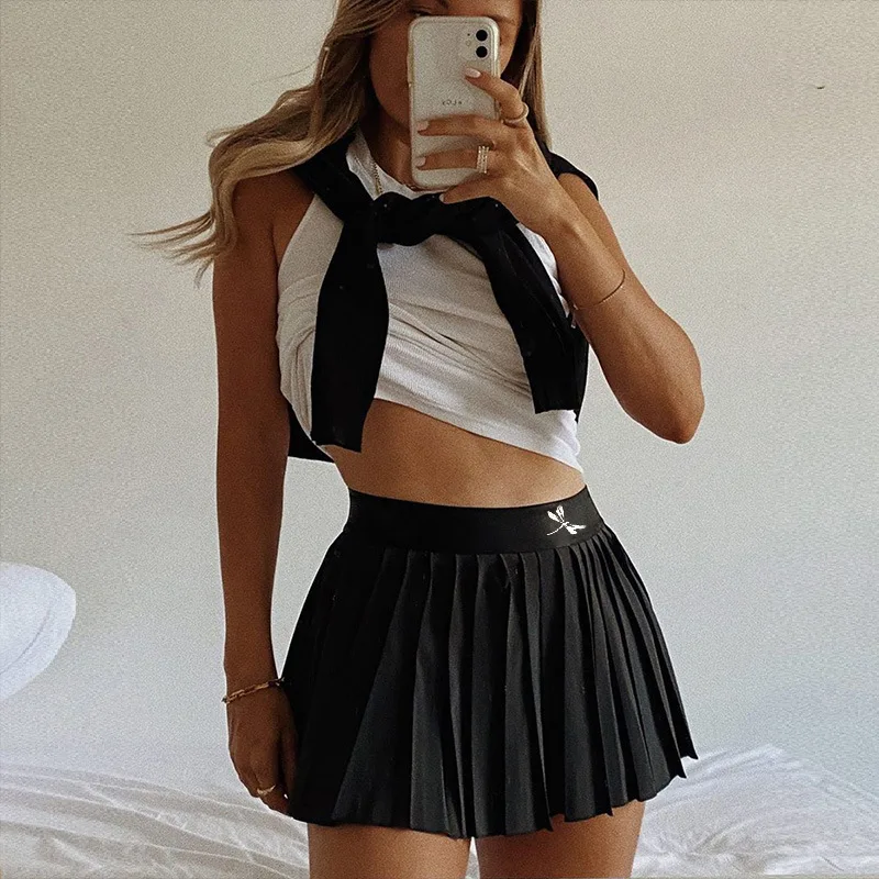 Zip Pleated Solid Mini Skirts Mid Waist Women Short Skirt A-line Preppy Style Skirt Bottoms 2021 Summer Elegant Casual Skirt
Zip Pleated Solid Mini Skirts Mid Waist Women Short Skirt A-line Preppy Style Skirt Bottoms 2021 Summer Elegant Casual Skirt