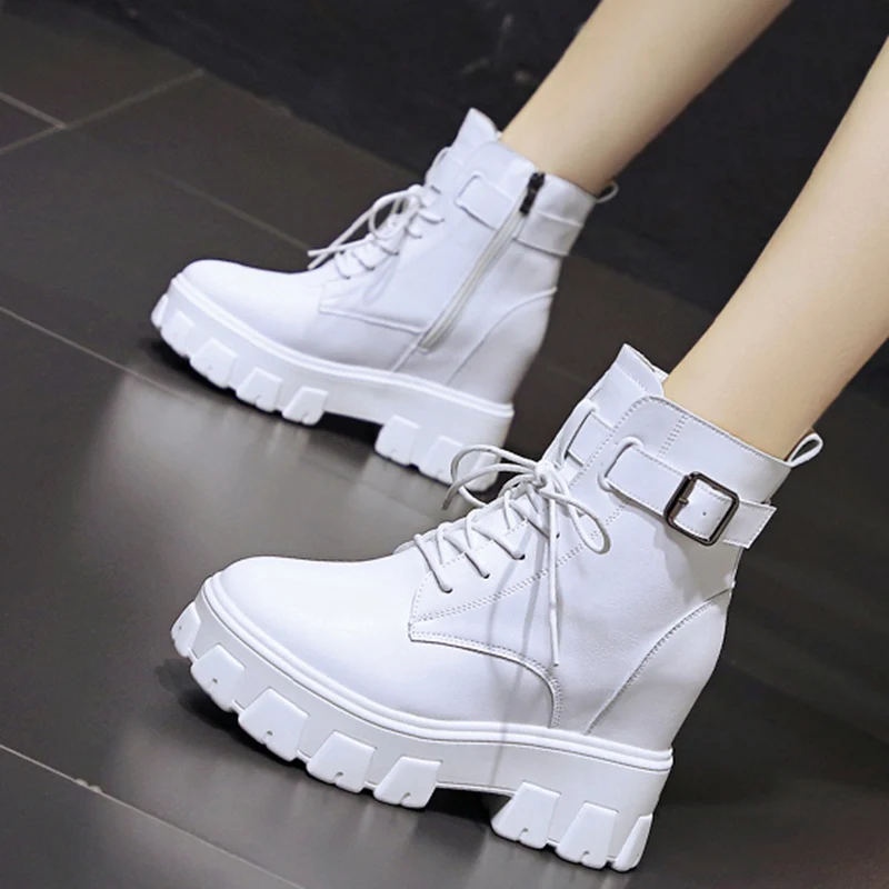 PU Leather Women Ankle Boots Fashion Buckle Women Autumn Boot High Heels Ladies Ankle Boots 2021 Woman Boot Rubber Sole Shoes
PU Leather Women Ankle Boots Fashion Buckle Women Autumn Boot High Heels Ladies Ankle Boots 2021 Woman Boot Rubber Sole Shoes