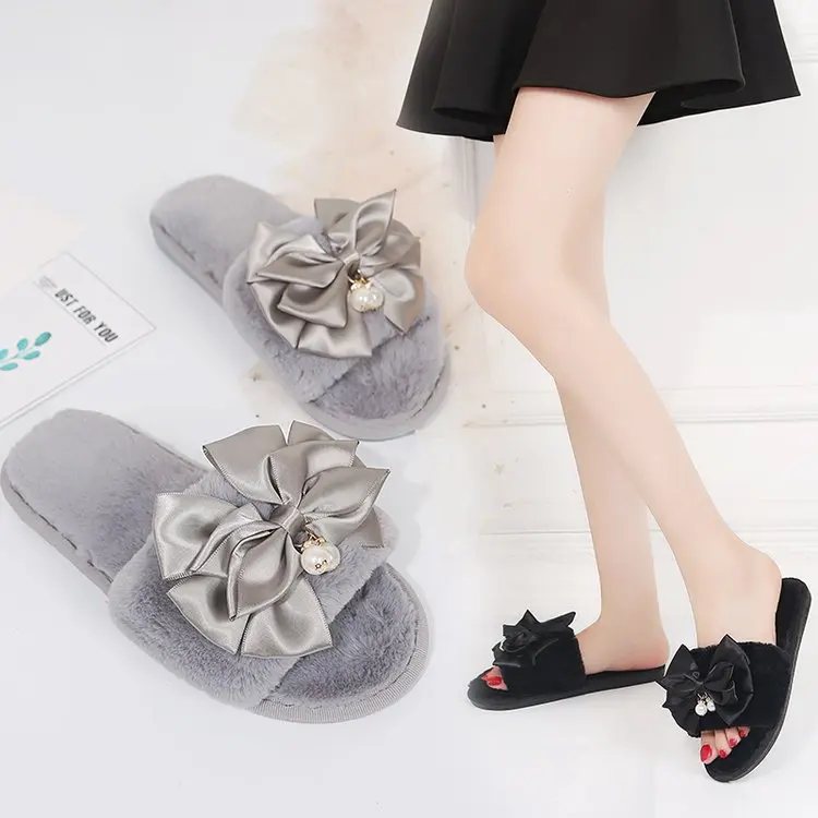 Glitter Slides Slippers Casual Butterfly-Knot Shoes Woman 2021 Low Pantofle Jelly Luxury Massage New Flat Short Plush Basic Fash
Glitter Slides Slippers Casual Butterfly-Knot Shoes Woman 2021 Low Pantofle Jelly Luxury Massage New Flat Short Plush Basic Fash