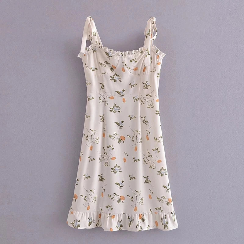 Women Summer Dress Spaghetti Strap 2022 New Fashion Shirred Elastic Back Floral Prints Clothes Modern Lady Knee Length Vestidos
Women Summer Dress Spaghetti Strap 2022 New Fashion Shirred Elastic Back Floral Prints Clothes Modern Lady Knee Length Vestidos