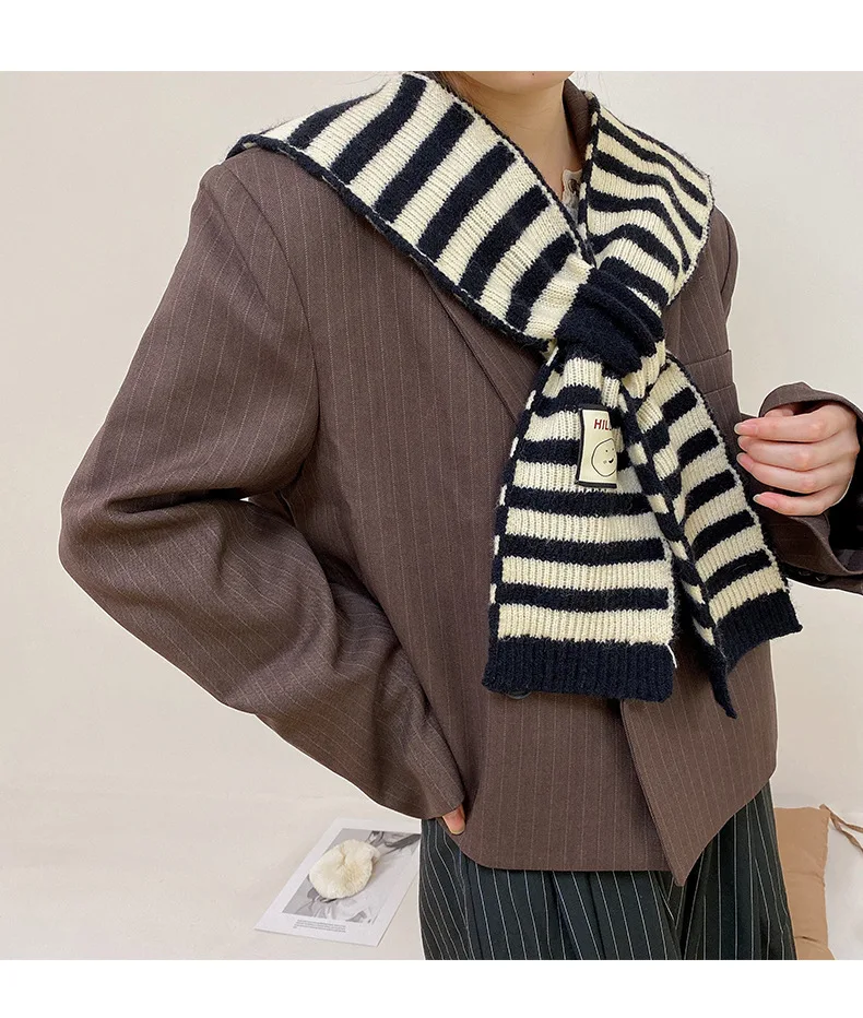 Winter Scarves Woman New Female Fashion Decoration Warm Neck Shawl Striped Thick Knitted Scarf Cute All-match Girl Shawl Scarf
Winter Scarves Woman New Female Fashion Decoration Warm Neck Shawl Striped Thick Knitted Scarf Cute All-match Girl Shawl Scarf