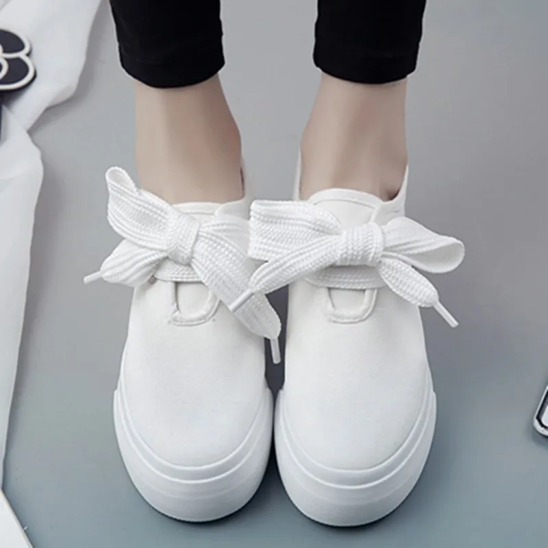 Wedge High Heel Sneakers for Women Shoes 2019 Autumn Hidden Platform Sneakers Woman Lace-Up Casual Canvas Shoes Women Trainers 
Wedge High Heel Sneakers for Women Shoes 2019 Autumn Hidden Platform Sneakers Woman Lace-Up Casual Canvas Shoes Women Trainers