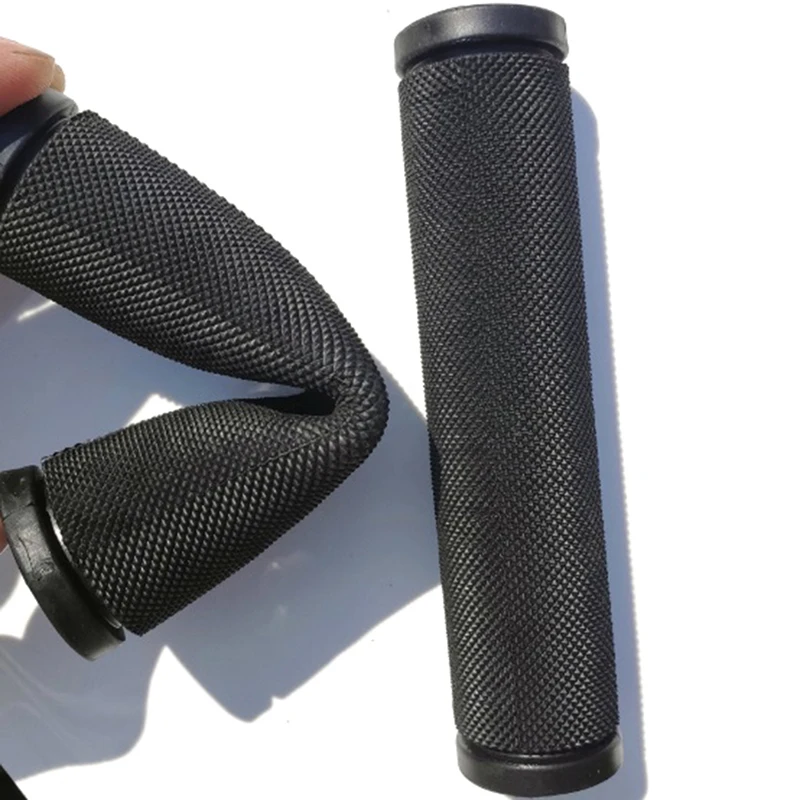 1 пара, противоскользящие ручки из мягкой резины
1 пара, противоскользящие ручки из мягкой резины