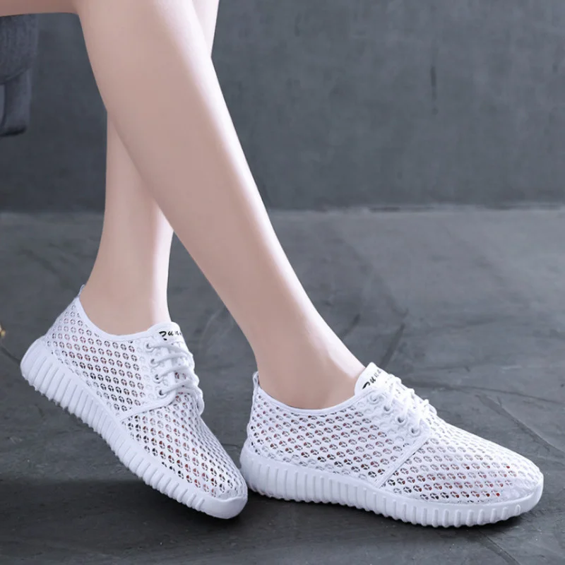 Lace-up Running Shoes Mesh Breathable Casual Shoes Soft Sole Sports Shoes Non-slip Outdoor Women's Shoes 2022 Summer
Lace-up Running Shoes Mesh Breathable Casual Shoes Soft Sole Sports Shoes Non-slip Outdoor Women's Shoes 2022 Summer