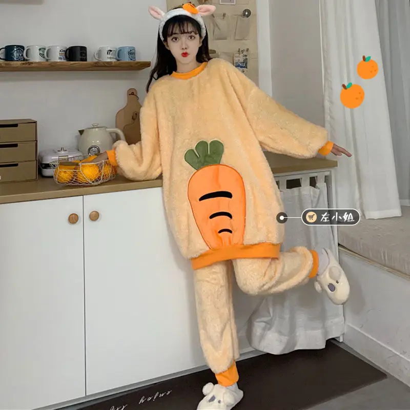 Autumn/Winter Clothes New Cute Cartoon Coral Velvet Pajamas Set Girls Sweet Japanese Homewear Women Two Piece Nightgown y1130
Autumn/Winter Clothes New Cute Cartoon Coral Velvet Pajamas Set Girls Sweet Japanese Homewear Women Two Piece Nightgown y1130