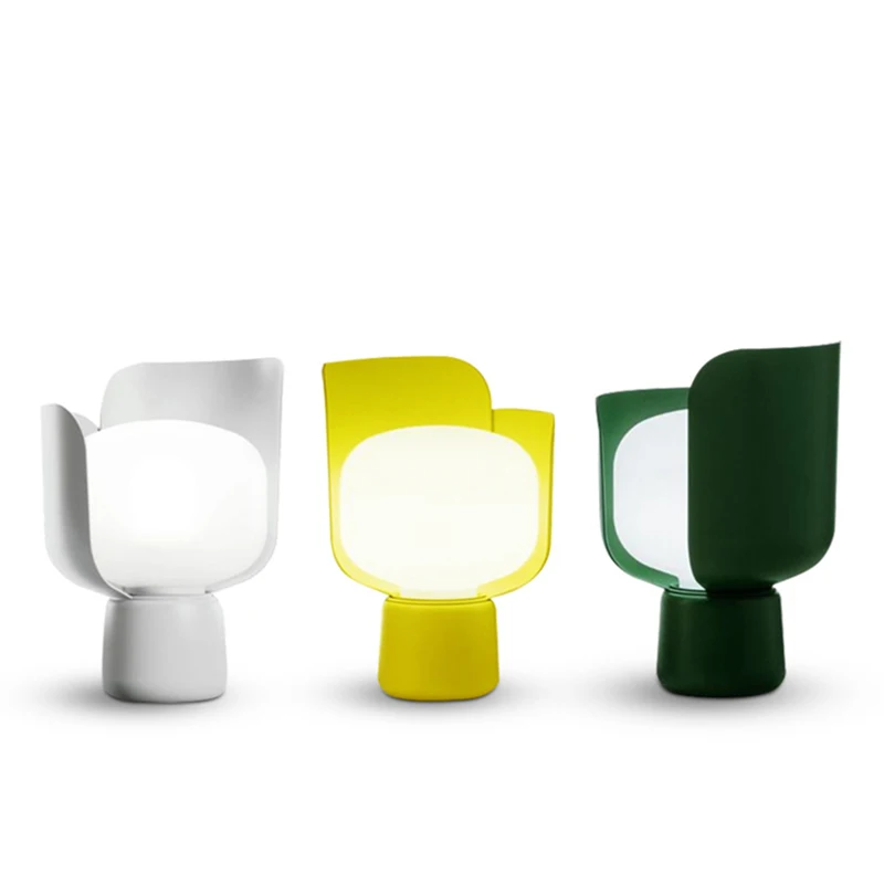 Modern Led Table Lamps Creative Petal Desk Lamp For Living Room Decoration Lights Bedroom Bedside Lamp Home Decor Light Fixtures
Modern Led Table Lamps Creative Petal Desk Lamp For Living Room Decoration Lights Bedroom Bedside Lamp Home Decor Light Fixtures