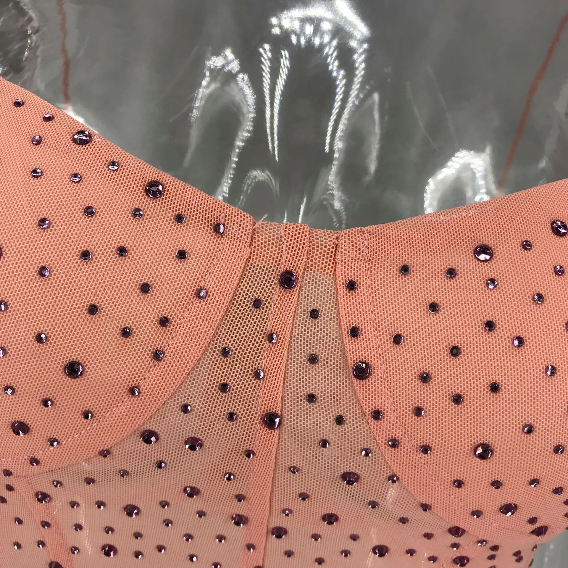 New Fashion Women Sexy Beading Crop Tops Solid Summer Camis Women Casual Tank Tops Vest Sleeveless Crop Tops blusas With Diamond
New Fashion Women Sexy Beading Crop Tops Solid Summer Camis Women Casual Tank Tops Vest Sleeveless Crop Tops blusas With Diamond