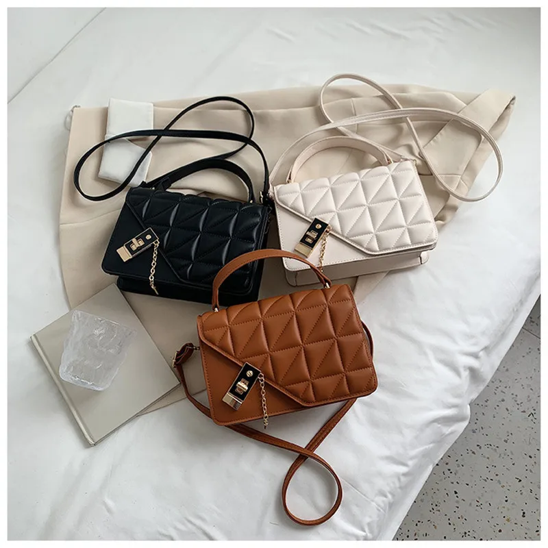 Sac Small bag female 2021 new shoulder messenger bag simple chain small bag fashion casual diamond female bag small square bag
Sac Small bag female 2021 new shoulder messenger bag simple chain small bag fashion casual diamond female bag small square bag