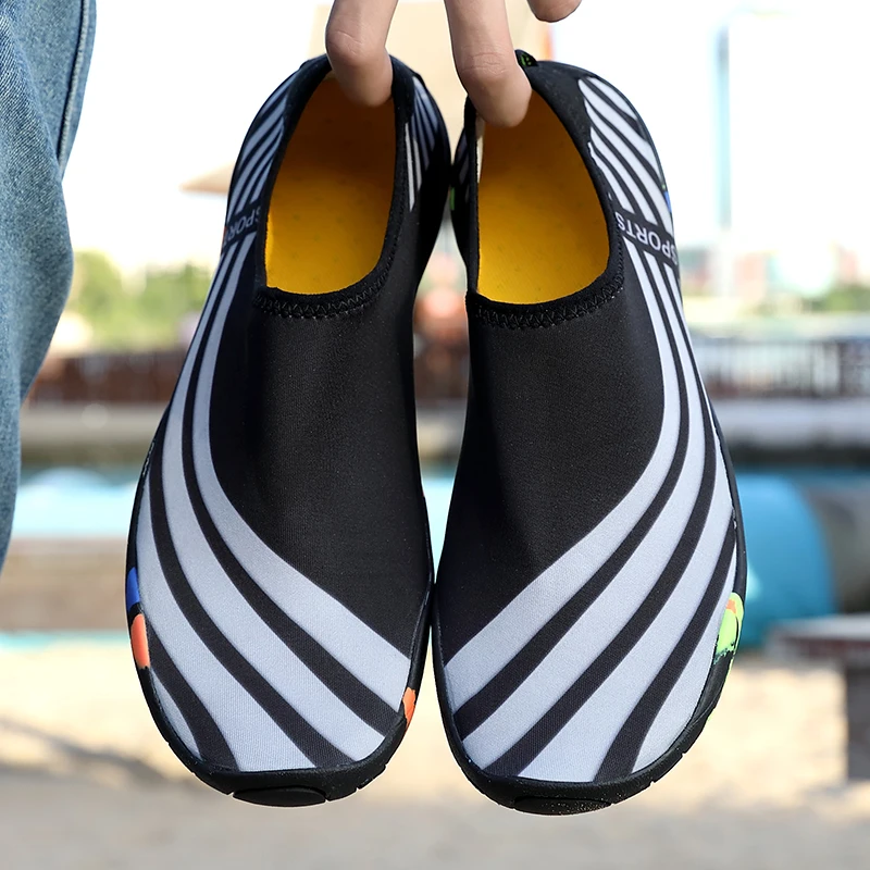 Water Beach Pool Shoes Drying Sneakers Upstream Shoes Mens Womens Water Quick Dry Barefoot Diving Sport Walking Yoga Aqua Shoes
Water Beach Pool Shoes Drying Sneakers Upstream Shoes Mens Womens Water Quick Dry Barefoot Diving Sport Walking Yoga Aqua Shoes