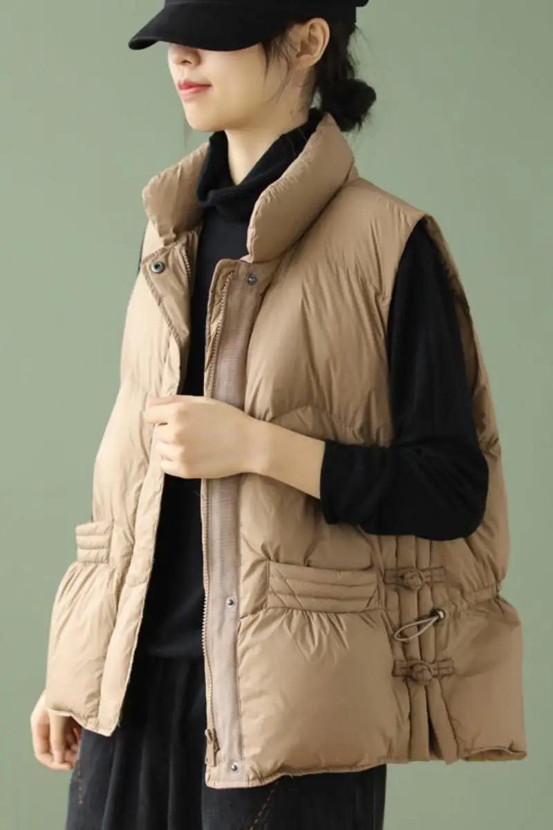 Women's Retro casual down vest 2020 winter stand collar sleeveless pocket zipper short down vest casual street style coat
Women's Retro casual down vest 2020 winter stand collar sleeveless pocket zipper short down vest casual street style coat